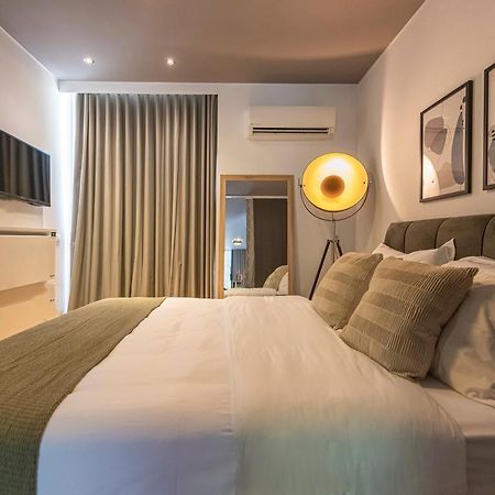 Phaedrus Living: Luxury Flat Vouliagmeni Apartment Athens Exterior photo